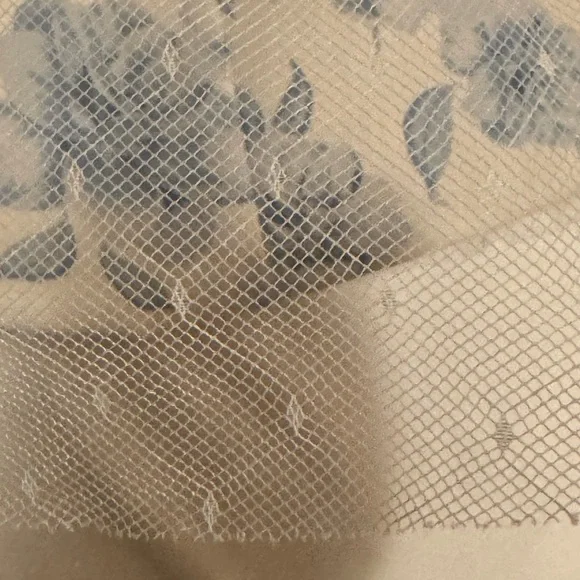 NWOT GB Girls Tulle White And Blue Floral Dress Size Small - Picture 6 of 10